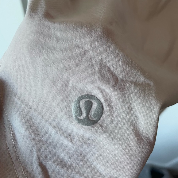 Lululemon tank - Picture 4 of 4